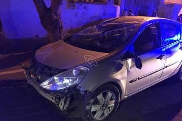 Aparatoso vuelco de un vehículo en la carretera del Valle de los Nueve (Telde)/TA.
